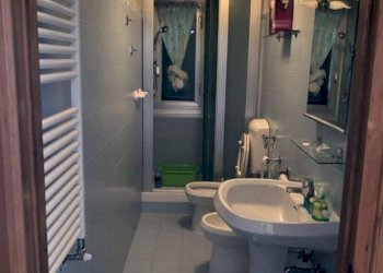 Bagno - Three-room apartment via Achille Papa, 1, Genova (neighborhood Oregina) - photo 11