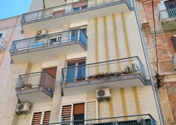 Facciata - One-room apartment via Abate Giacinto Gimma, 348, Bari - photo 1