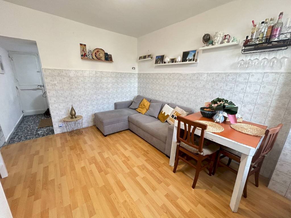 Salone - Two-room apartment via Gaetano Briganti, 26, Bari (neighborhood Carbonara di Bari) - photo 2