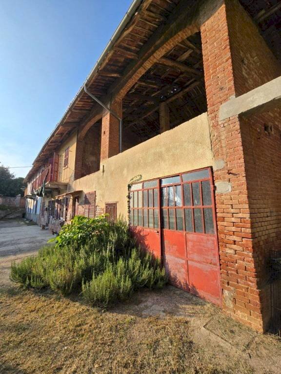 Facciata - Rustico Frazione Remorfengo, Montiglio Monferrato - foto 3