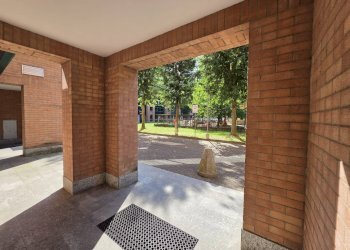 INGRESSO - Quadrilocale corso felice cavallotti
 
35, Asti - foto 2