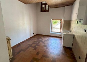 Cucina - Casa indipendente via Guglielmo Baldessano, 12, Carmagnola - foto 7