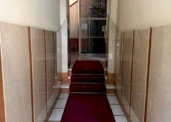 Interno palazzo - Two-room apartment largo Sempione, 164, Torino (neighborhood Barriera Milano) - photo 2
