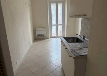Cucina - Two-room apartment largo Sempione, 164, Torino (neighborhood Barriera Milano) - photo 9