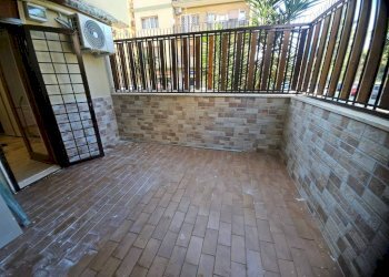 Terrazzo - One-room apartment via Danilo Stiepovich, Roma (neighborhood Lido di Ostia) - photo 1