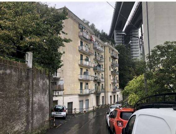 Facciata - Two-room apartment at auction via delle Gavette, Genova (neighborhood Staglieno) - photo 1