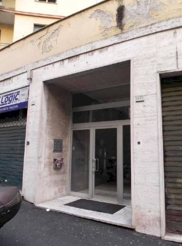 Facciata - Bilocale all'asta via Aldo Manuzio, 17, Genova (zona Marassi) - foto 2