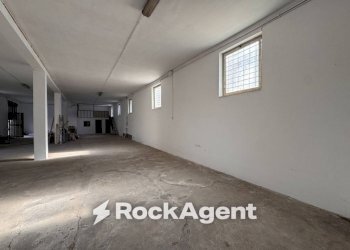 Magazzino - Magazzino via Vittorio Alpe, Roma - foto 1