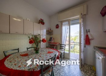 Cucina - Appartamento via Sarzanese, 247, Lucca - foto 13
