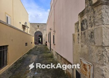 Cortile interno - Altro via Ludovico Ariosto, Spongano - foto 3