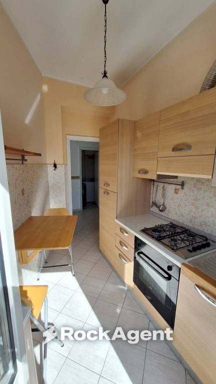 Cucina - Trilocale via Benedetto Bompiani, 34, Roma - foto 2
