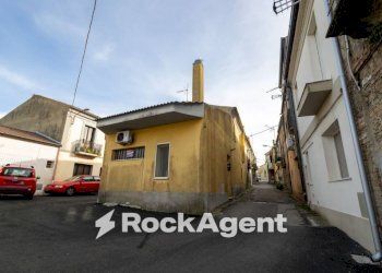 Zona - Trilocale via Giacomo Matteotti, 20, Caraffa di Catanzaro - foto 6