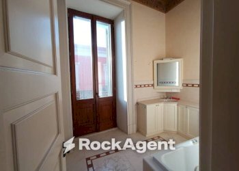 Bagno - Stabile - Palazzo corso Umberto, 77, Trepuzzi - foto 15