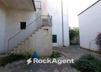 Giardino - Stabile - Palazzo corso Umberto, 77, Trepuzzi - foto 30