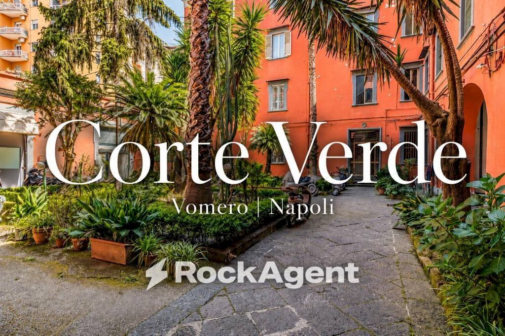 Cortile interno - Two-room apartment via Don Luigi Sturzo, Napoli (neighborhood Arenella) - photo 1