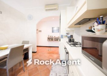 Cucina - Three-room apartment via Nicolò Copernico, 15, Genova (neighborhood San Martino) - photo 8