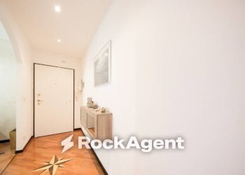 Ingresso - Three-room apartment via Nicolò Copernico, 15, Genova (neighborhood San Martino) - photo 10