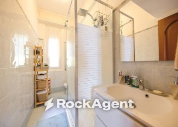 Bagno - Three-room apartment via Nicolò Copernico, 15, Genova (neighborhood San Martino) - photo 18