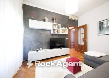 Salone - Three-room apartment via Nicolò Copernico, 15, Genova (neighborhood San Martino) - photo 26