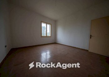 Camera da letto - Four-room apartment via Pietro Maroncelli, 5, Sorso - photo 11