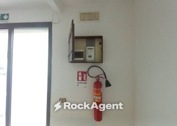 Ufficio - Negozio via Raffaello Sanzio, 108, Senigallia - foto 2