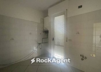 Cucina - Apartment via Archimede, 61, Sant'Egidio alla Vibrata - photo 9
