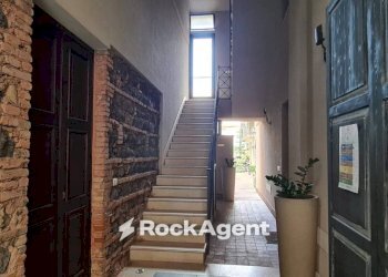 Interno palazzo - Two-room apartment via Vincenzo Giuffrida, 98, Catania - photo 16