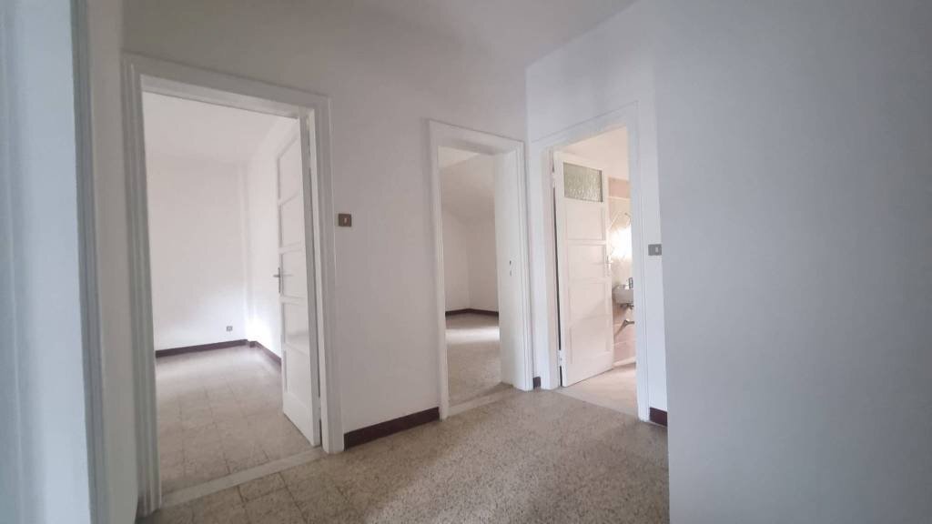 Corridoio - Three-room apartment via dei Vestini, 7, L'Aquila - photo 3