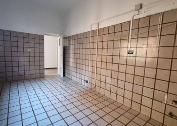 Cucina - Four-room apartment via dei Peligni, 3, L'Aquila - photo 5