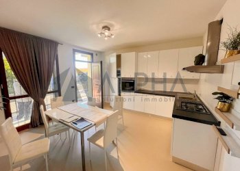 Cucina - Appartamento via del Fabbro, 10, Ravenna (zona San Pietro in Vincoli) - foto 1