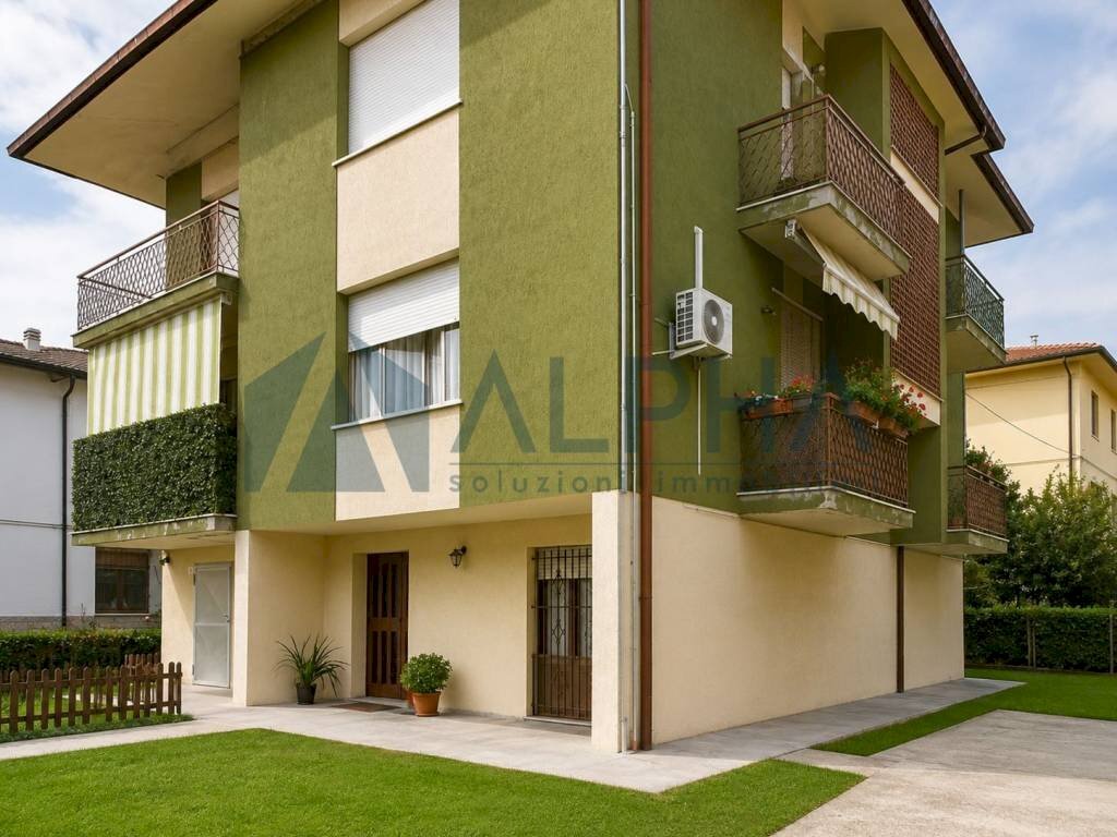 Facciata - Villa via Alberto Mario, Forlì - foto 1