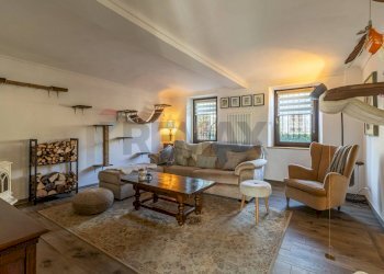 Independent house Via Mombarone, 14 
 Centro, Donato - photo 14