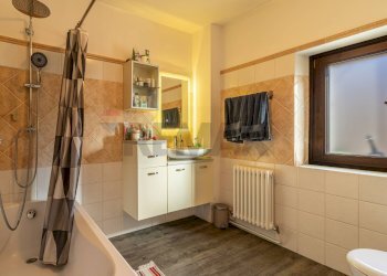 Independent house Via Mombarone, 14 
 Centro, Donato - photo 30