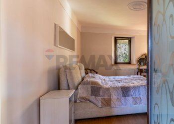 Independent house Via Mombarone, 14 
 Centro, Donato - photo 48