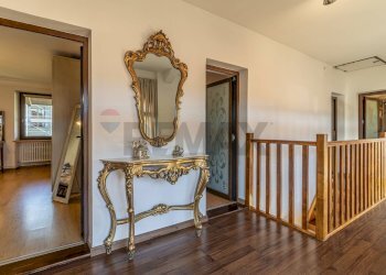 Independent house Via Mombarone, 14 
 Centro, Donato - photo 56