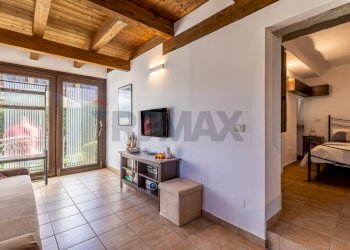 Independent house Via Mombarone, 14 
 Centro, Donato - photo 64