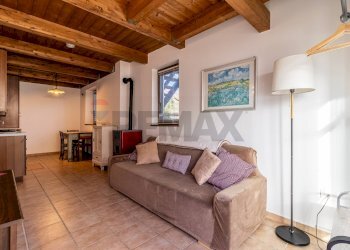 Independent house Via Mombarone, 14 
 Centro, Donato - photo 65