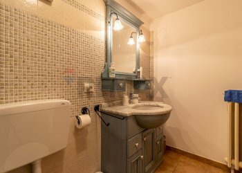 Independent house Via Mombarone, 14 
 Centro, Donato - photo 71