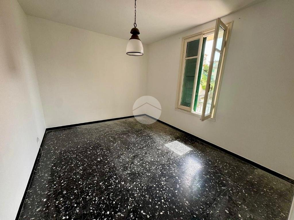 Four-room apartment Via per Lemeglio, Moneglia - photo 1