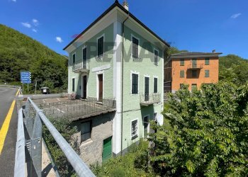 Casa indipendente LOCALITA' GRAMIZZA, 8
Gramizza, Santo Stefano d'Aveto - foto 3