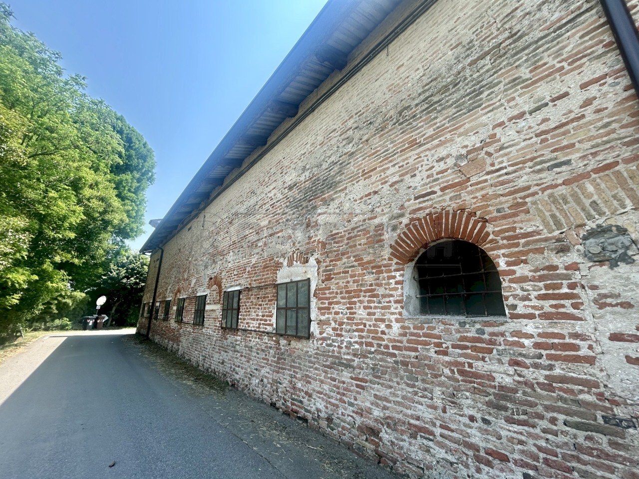 IMG_0115 - Warehouse Via Camatte 1, Bolzano Vicentino - photo 3