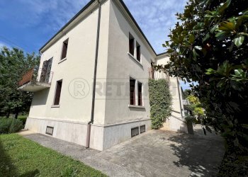 ESTERNO - Villa a Schiera Via F. Crispi 15, Barbarano Mossano - foto 6