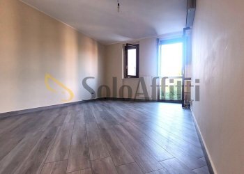 Soggiorno - Appartamento Via Moro, Lainate - foto 8