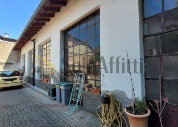 Esterno - Warehouse via Roma, Parabiago - photo 1
