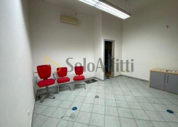 WhatsApp Image 2026-04-09 at 19.04.364 - Non Alimentare Via F. Turati 7, Tarquinia - foto 5