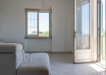 ZONA GIORNO AL PIANO PRIMO - Villa Villasor - foto 9