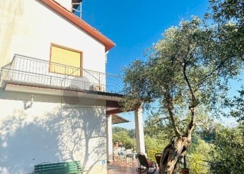 WhatsApp Image 2026-05-22 at 11.51.59 (2) - Villa Via Fratelli Aristide e Alduino Castellini 8, Vezzano Ligure - photo 7