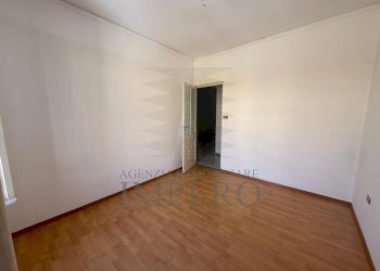 3 - Four-room apartment Via Bligny 7, Ventimiglia - photo 2