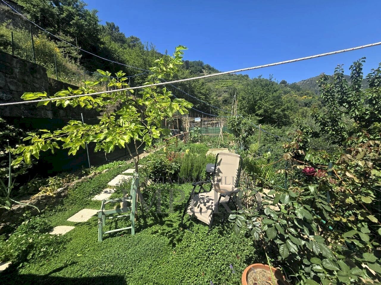 12 - Portion of a house Via Felice Cascione 19, Ventimiglia - photo 2