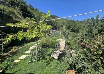 12 - Portion of a house Via Felice Cascione 19, Ventimiglia - photo 2